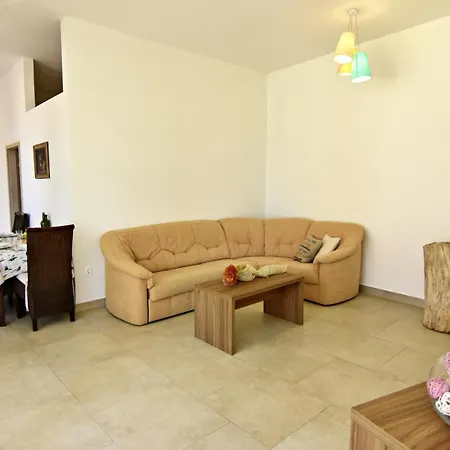 Family-friendly With Swimming Pool Tar - Porec - 22756 * Tar-Vabriga