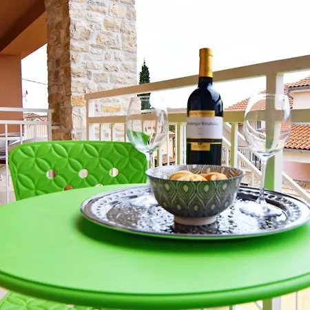 Family Friendly With A Swimming Pool Tar, Porec - 22756 Tar-Vabriga